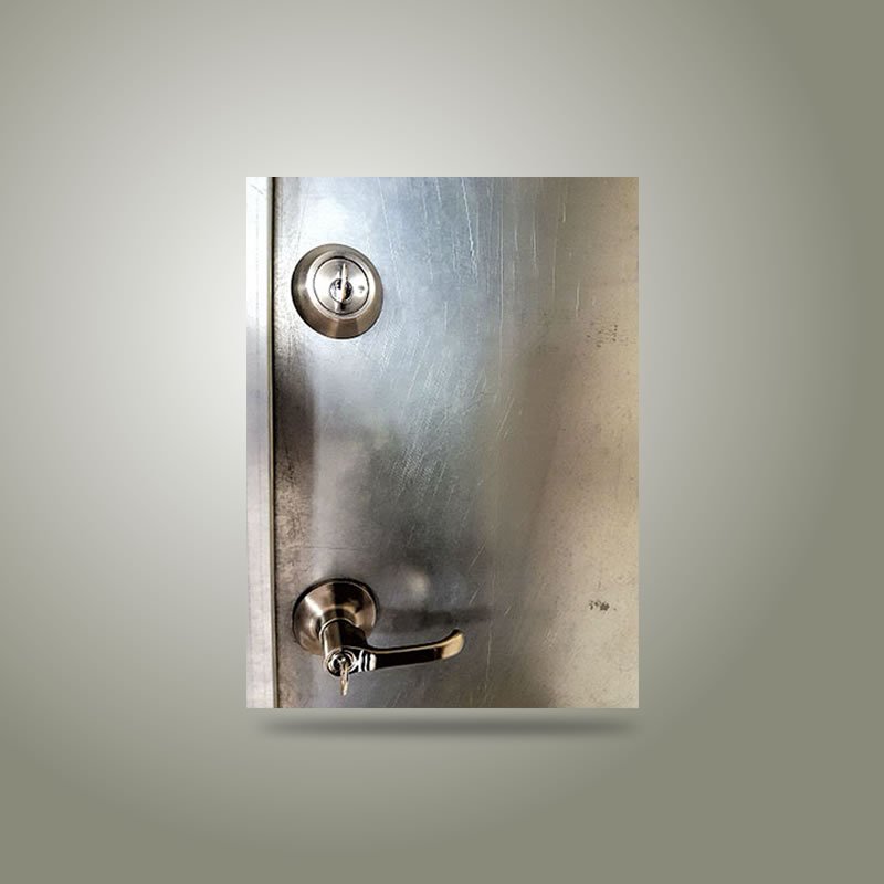 Multiport Ingreso con detalle Mariposa y Manija